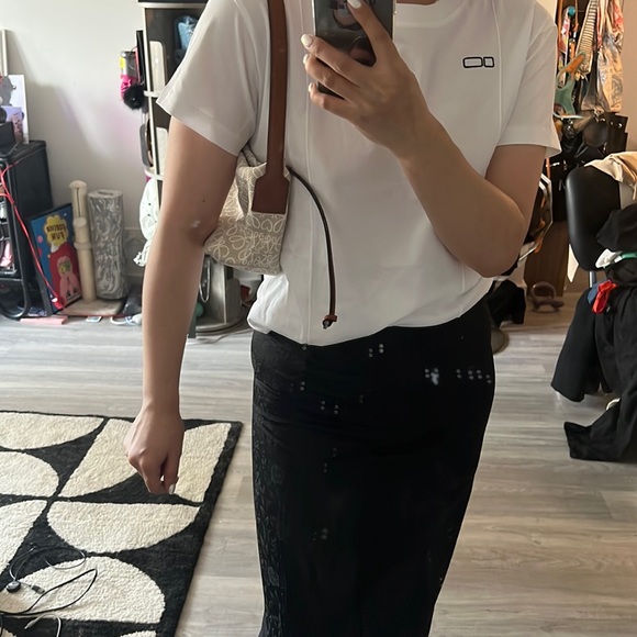 Under arm shoulder bag . Size is good for every day use - Picture 1 of 7